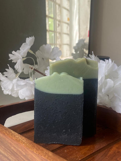 Activated Charcoal & Tea Tree